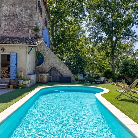D'hotes Le Moulin Pensión 3*